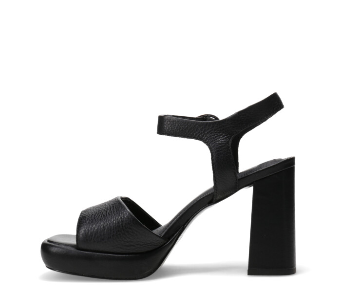 Sandalia de tira c/hebilla Preto