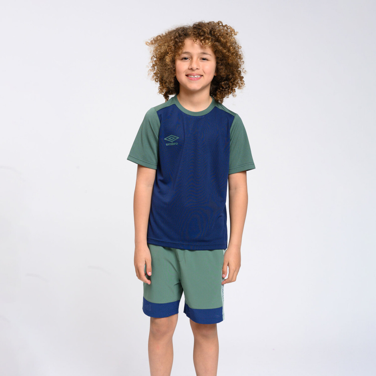 REMERA DOV JUNIOR Umbro Junior - 01v 