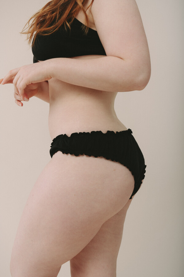 Vedetina Cata – Algodón suave con frunces, sexy y divertida Negro