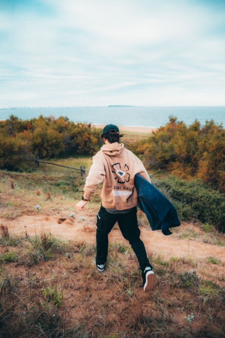 HOODIE STORM / Marrón U