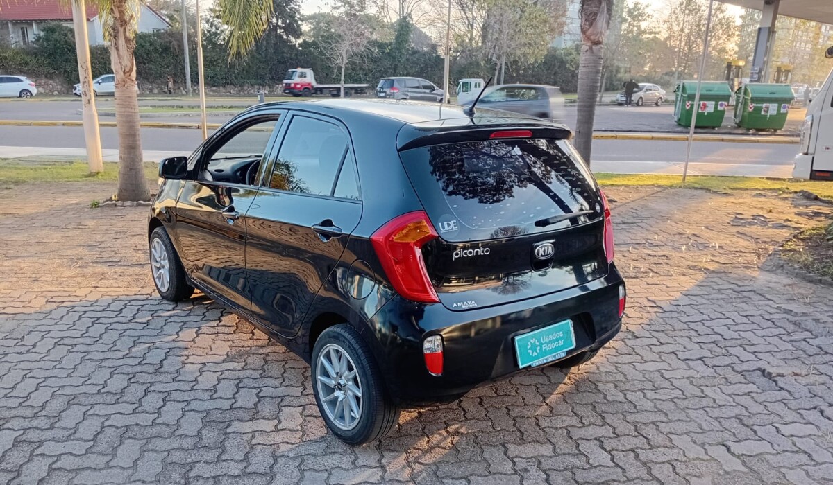 Kia Picanto - 1.0 - 2013 Kia Picanto - 1.0 - 2013