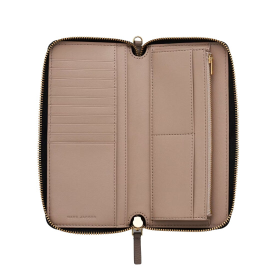MARC JACOBS - THE CONTINENTAL WALLET 055
