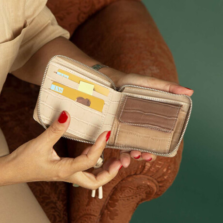 Billetera Candela Croco Tostado Vison Piel