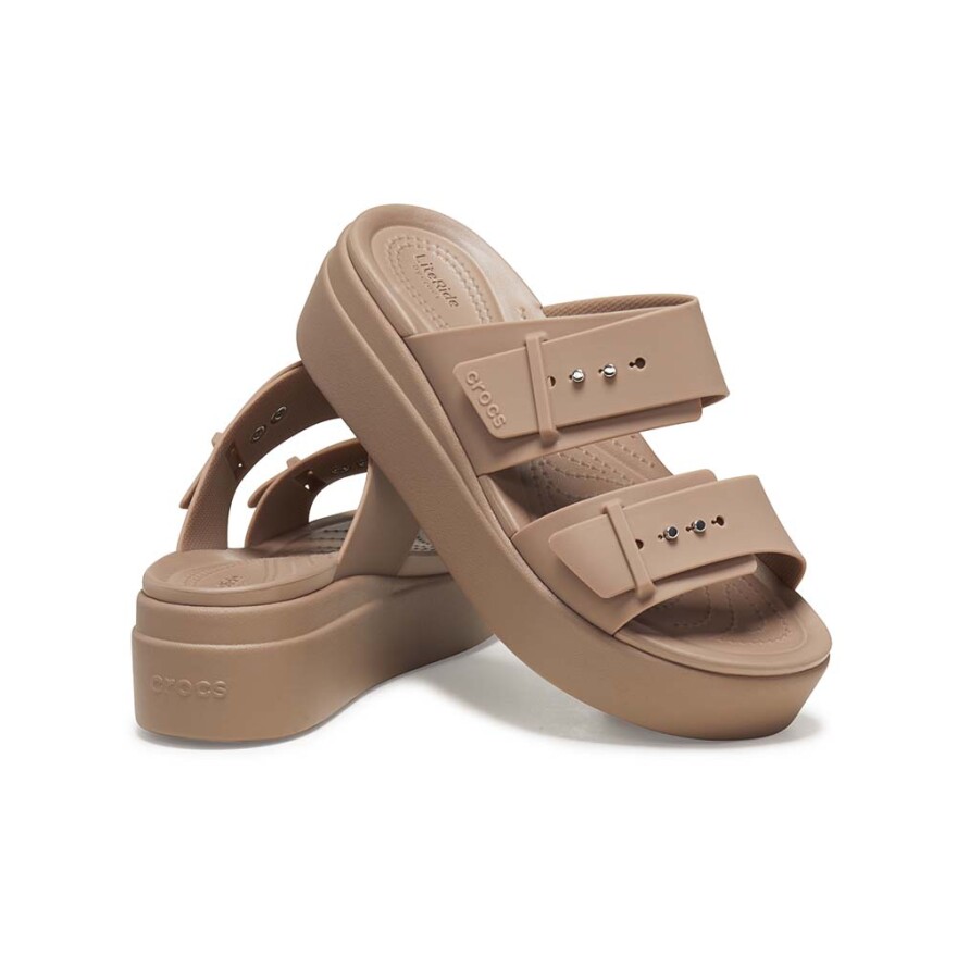 Brooklyn Buckle Low Wedge W - Mujer Latte