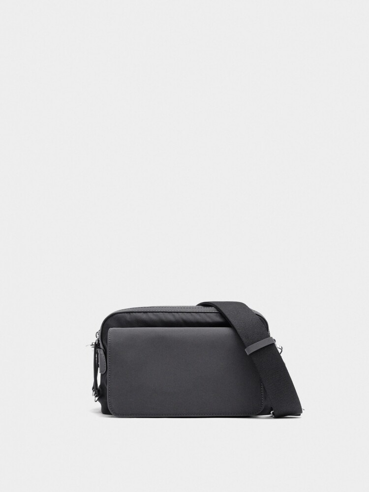Bolso Bandolera De Nylon Con Solapa negro