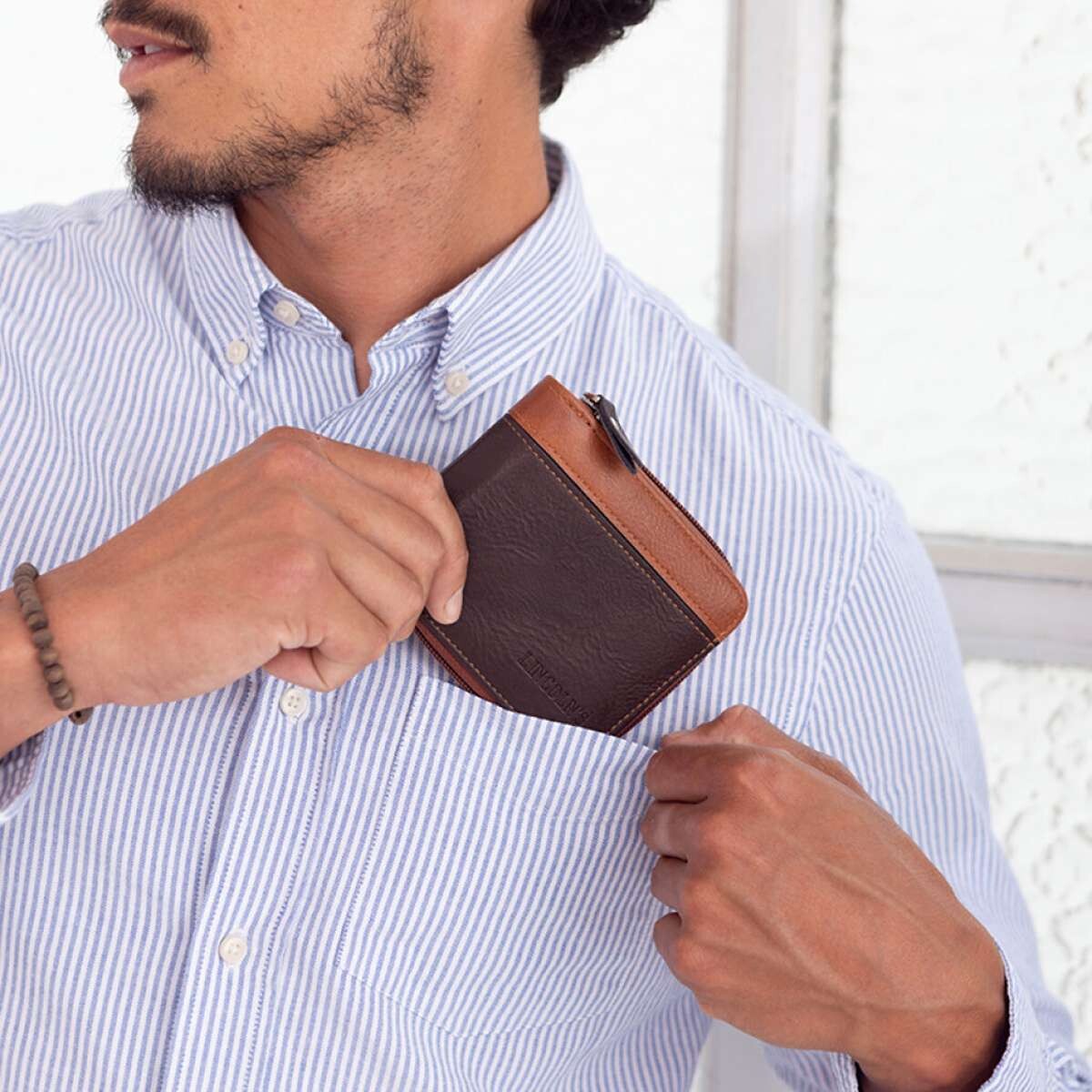 Billetera Upsilon - Tabaco Con Whisky 