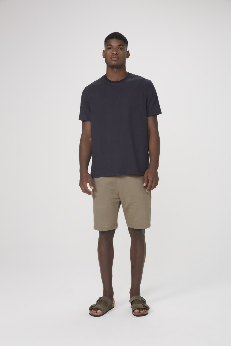 CAMISETA MM MASC - PRETO ESCURO 