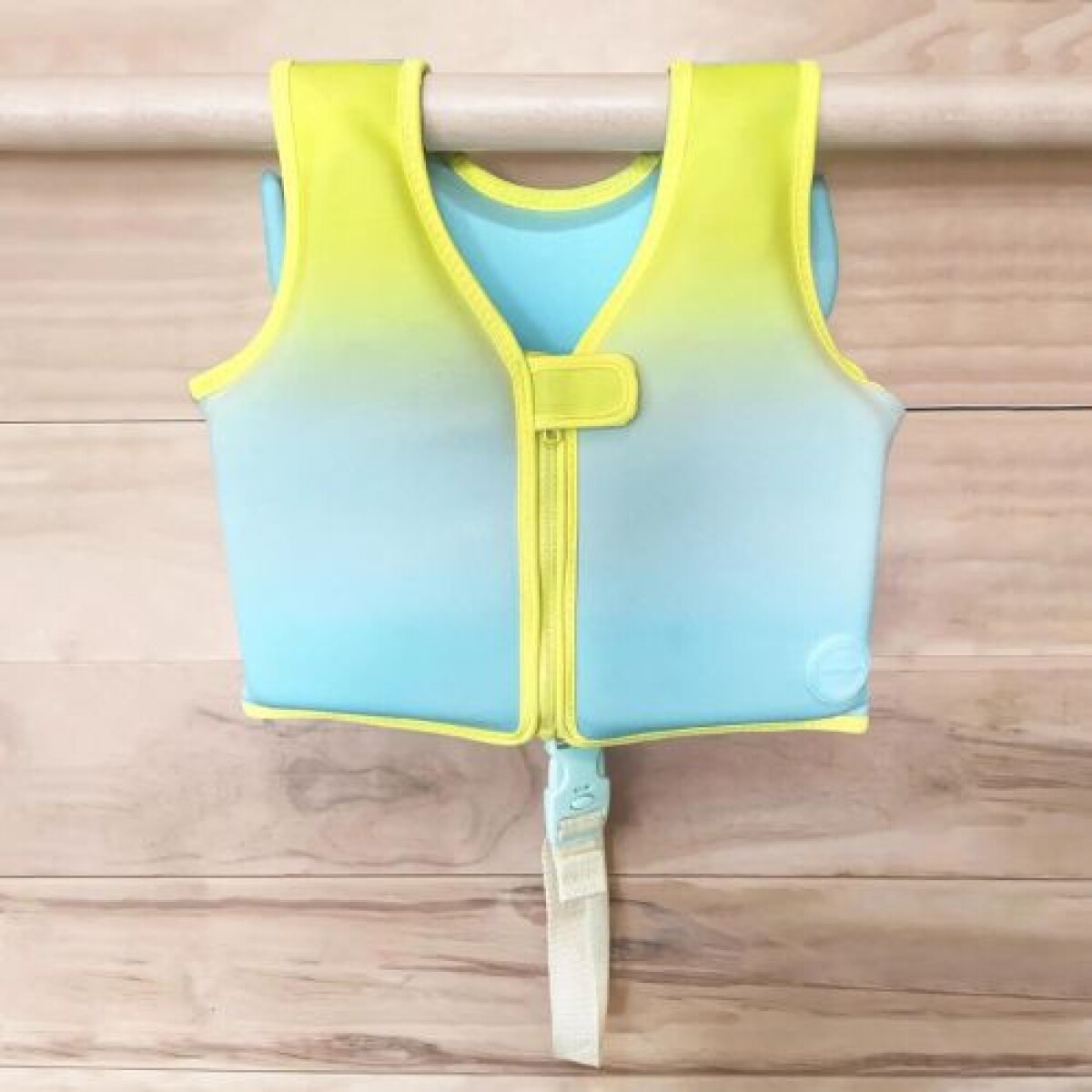 Chaleco Salvavidas 3/6 Ocean Modelo Shark Tribe Blue Neon 