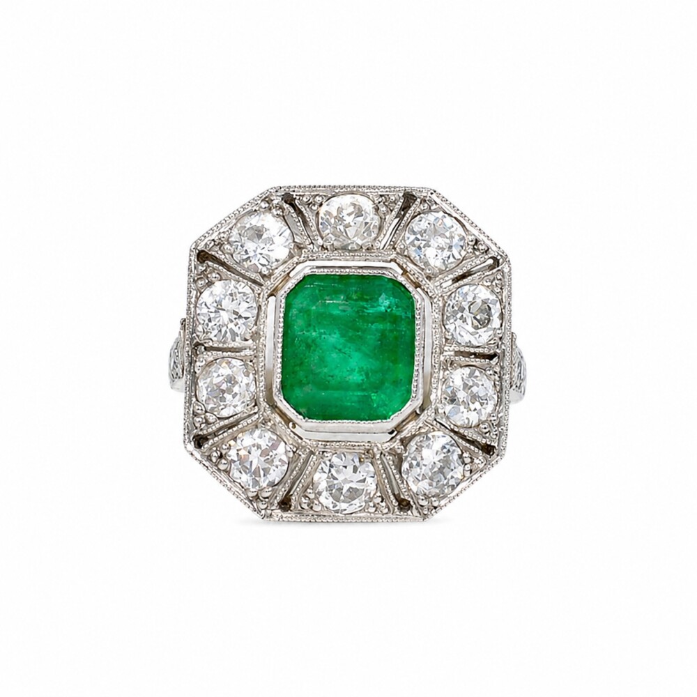 Anillo Platino con brillantes tallado antiguo y esmeralda Anillo Platino con brillantes tallado antiguo y esmeralda