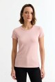 Remera cuello redondo ICONIC 150 ROSA PASTEL