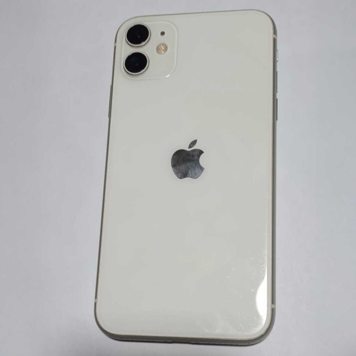 iPhone 11 128GB - White iPhone 11 128GB - White