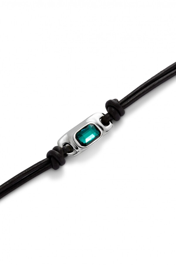 PULSERA DE CUERO BAÑADA EN PLATA DE LEY CON CRISTAL VERDE Pulsera