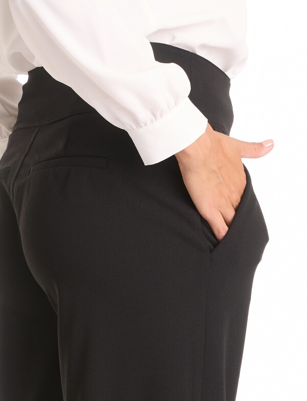 Pantalon Pull On Hebillas NEGRO