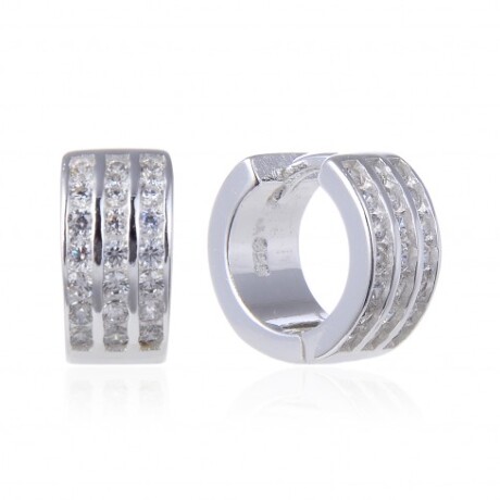 Par de aros de plata 925 con circonias. Par de aros de plata 925 con circonias.