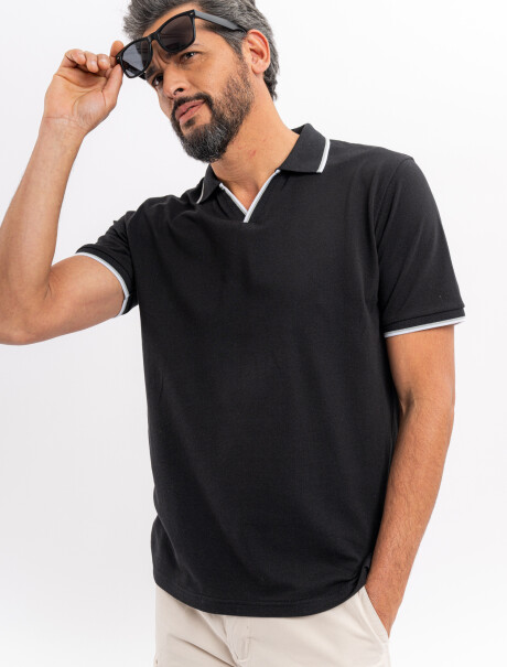 Remera m/c pique negro