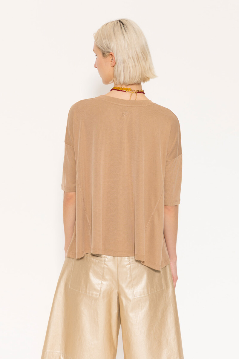 REMERA TEO Beige