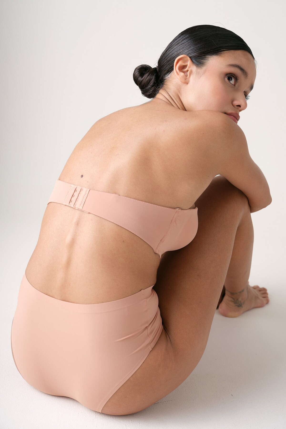 Strapless Invisible Beige