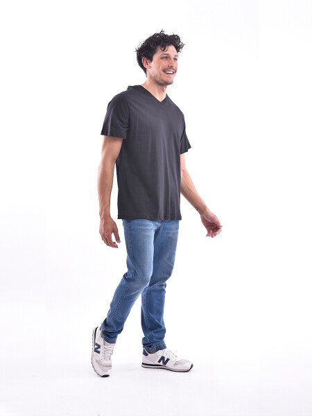 REMERA ARGOS NEGRO