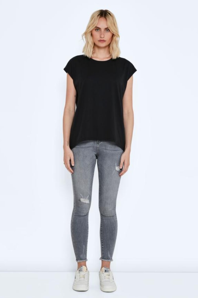 Camiseta Mathilde Básica Oversize Black