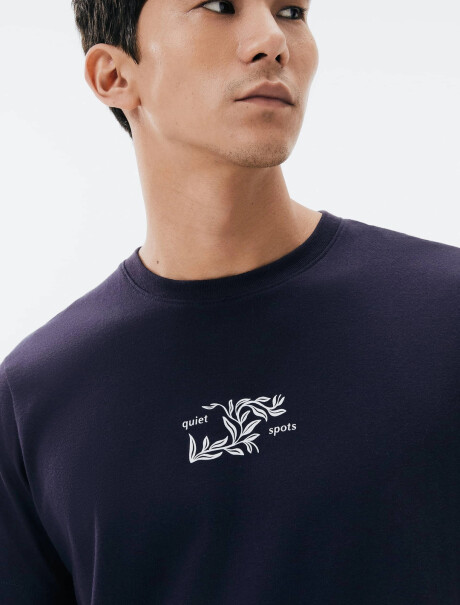 CAMISETA CON ESTAMPA MODELO REGULAR AZUL
