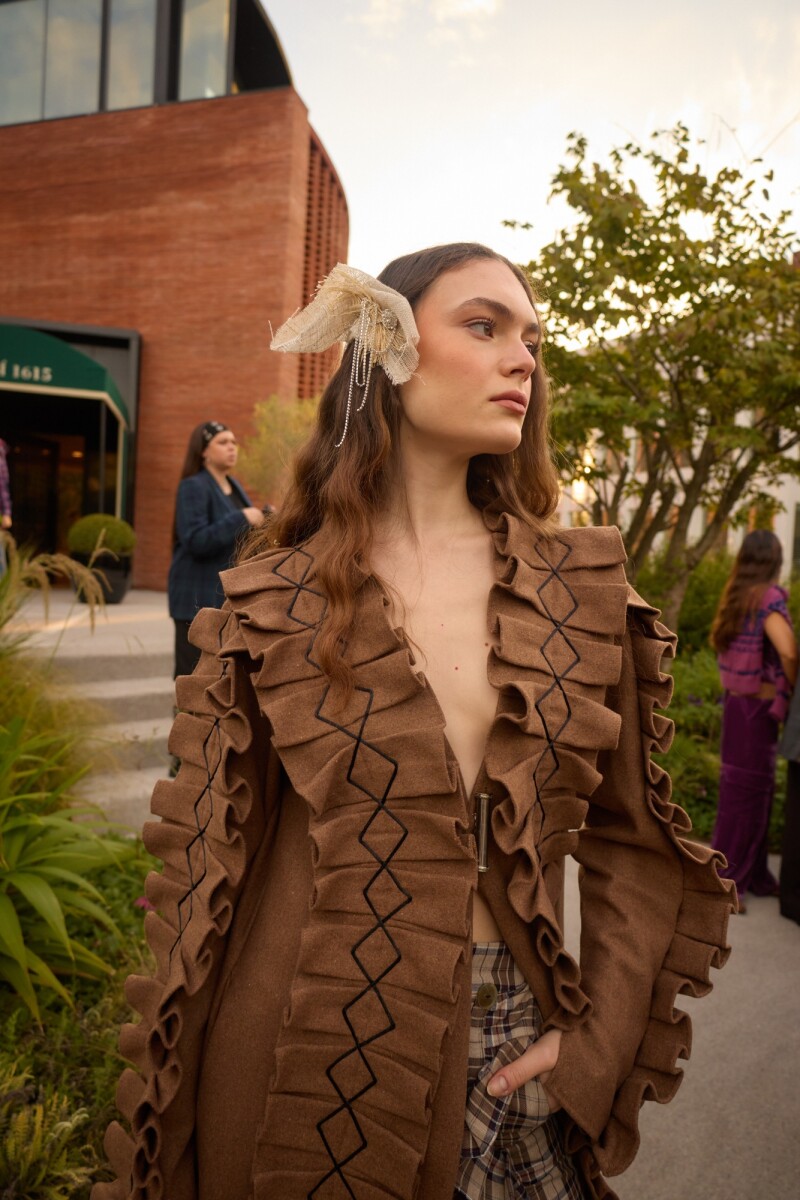 Raphia Head Piece Beige