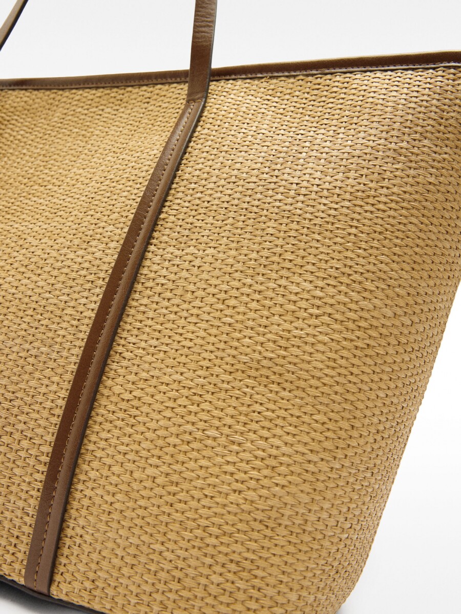 Bolso Shopper De Efecto Rafia Con Colgante natural