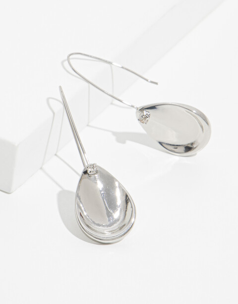 Aros Colgantes Cortos Special Price Aros Con Dije De Gota - Plateado Rodio