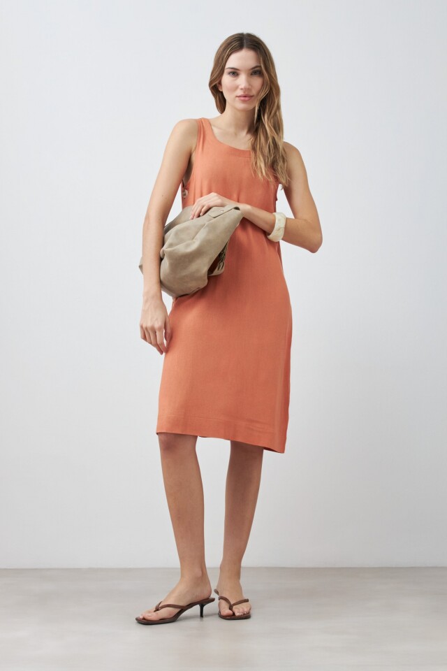 Vestido de lino con botones durazno