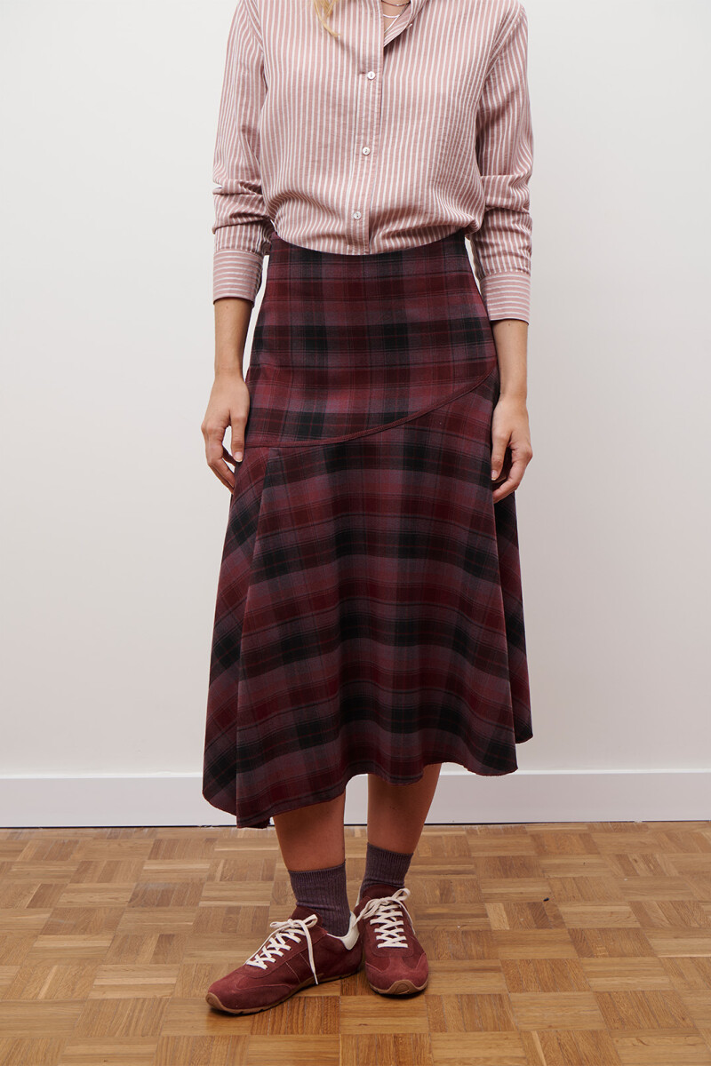 FALDA CUADROS BURDEOS
