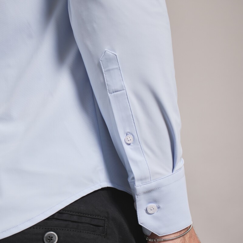 CAMISA TECNICA CELESTE