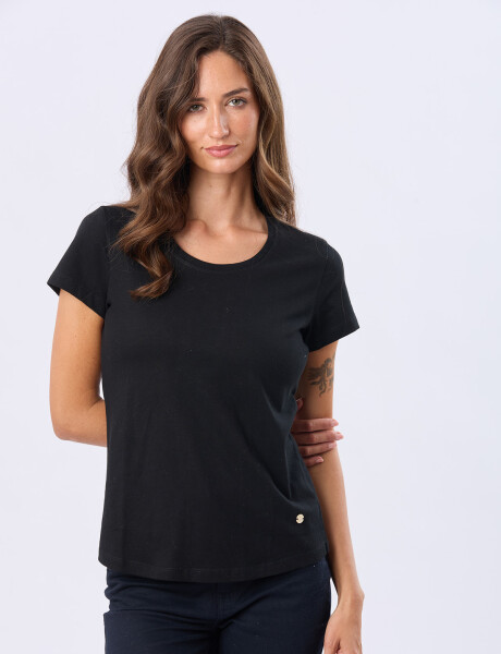 REMERA BÁSICA DE ALGODÓN Negro