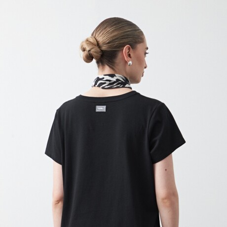 REMERA AMANITA Negro