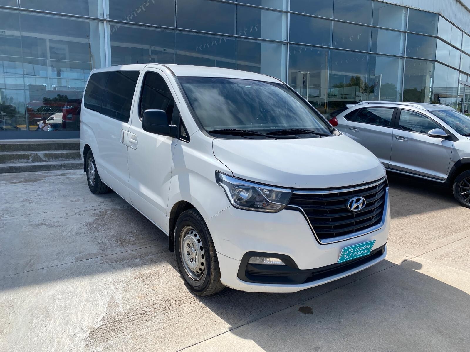 Hyundai H1 12 pasajeros Minibus NAFTA - 2019 