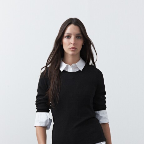 REMERA LUNS Negro