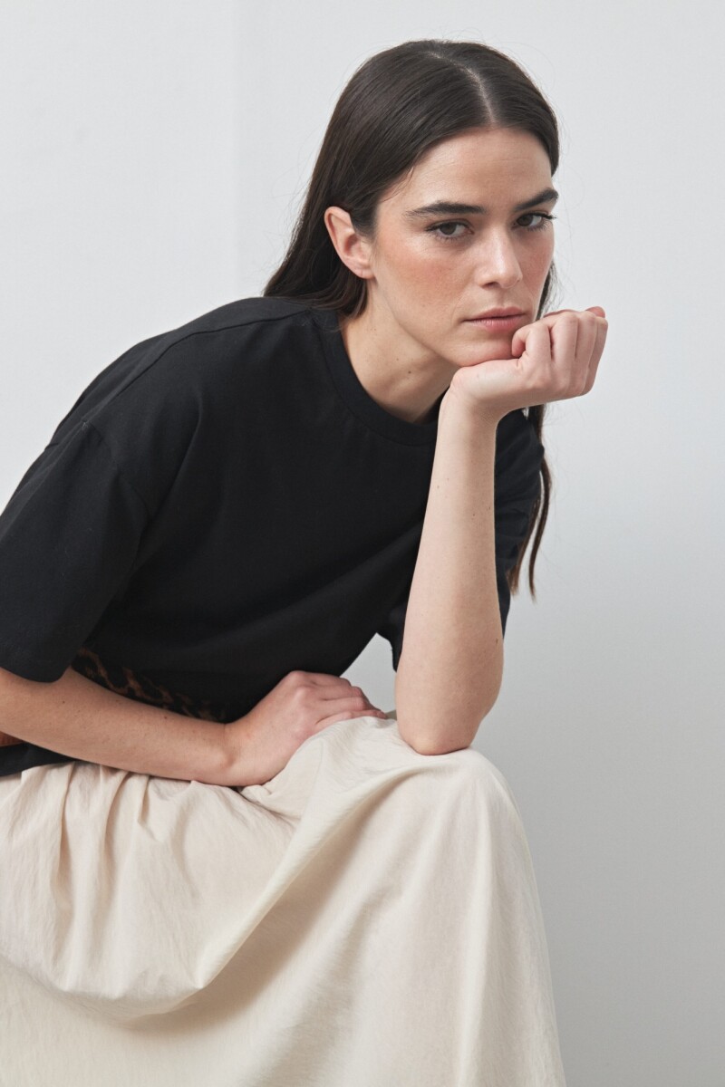 REMERA ERICA Negro