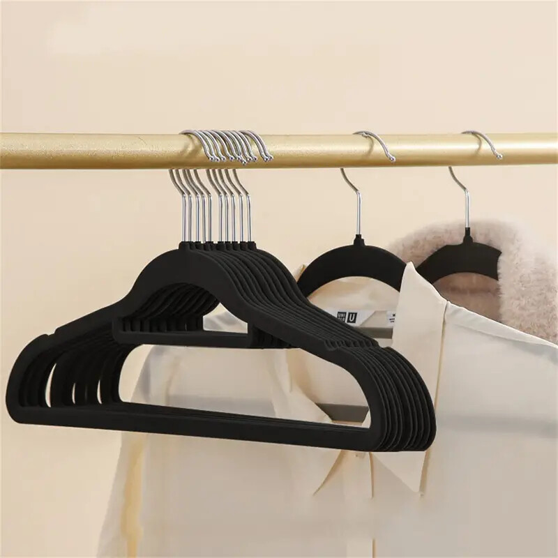 Set 10 Perchas de terciopelo antideslizante negro