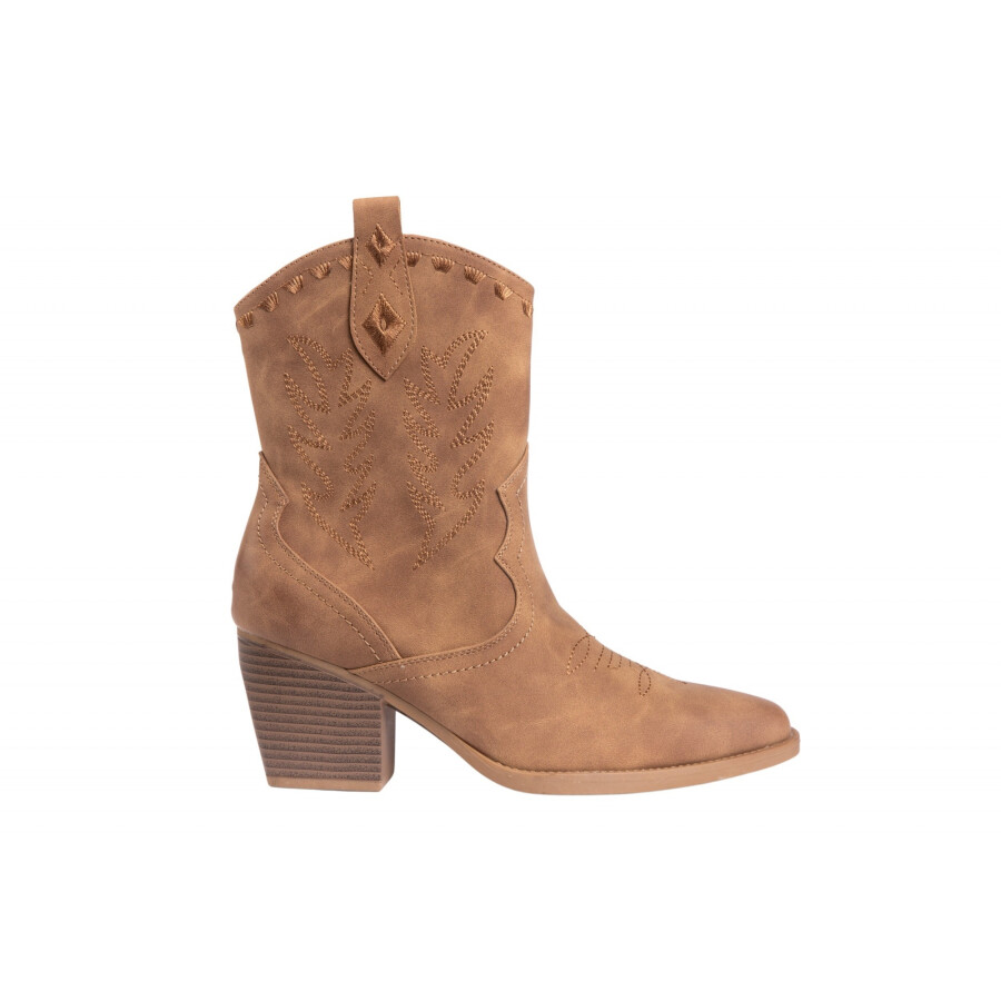 CHERRY TREND BROWN
