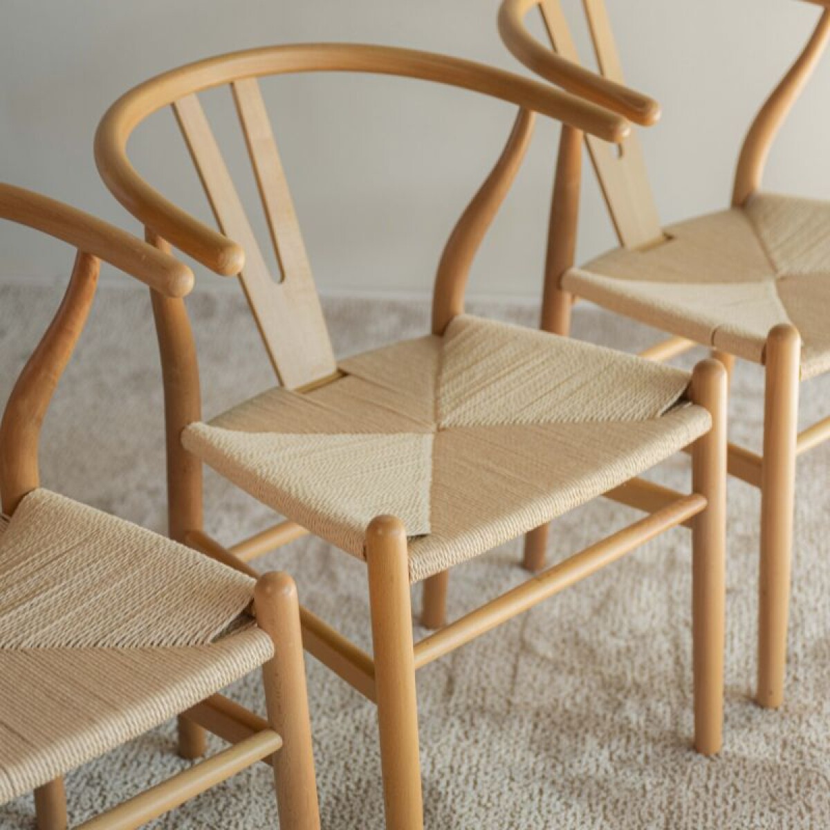 Silla Wishbone / Fibra 