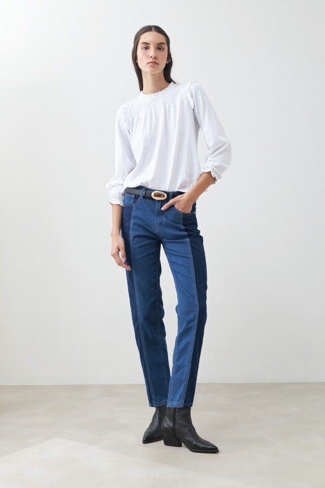 Remera romántica punto smock blanco