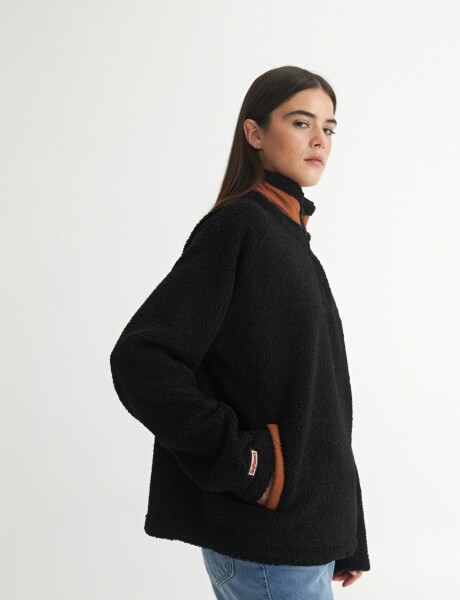 Campera sherpa Teddy Negro