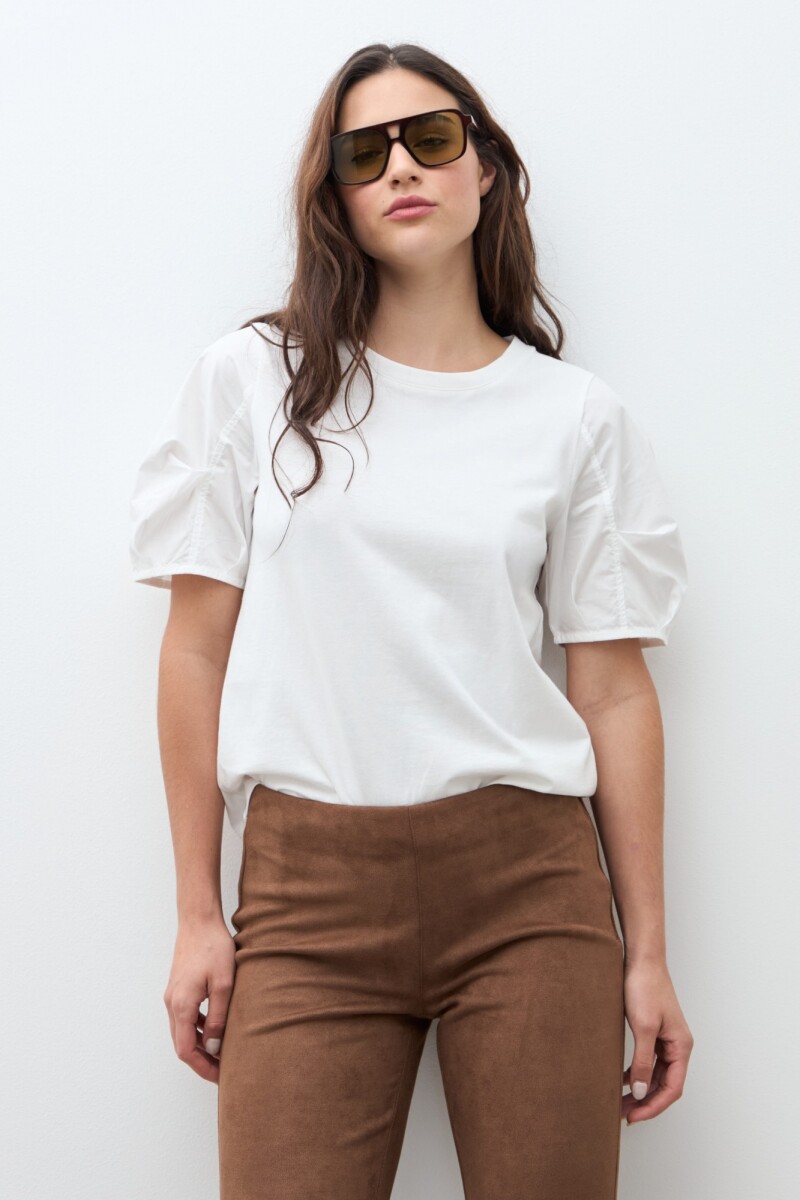 Remera con mangas abullonadas - blanco 