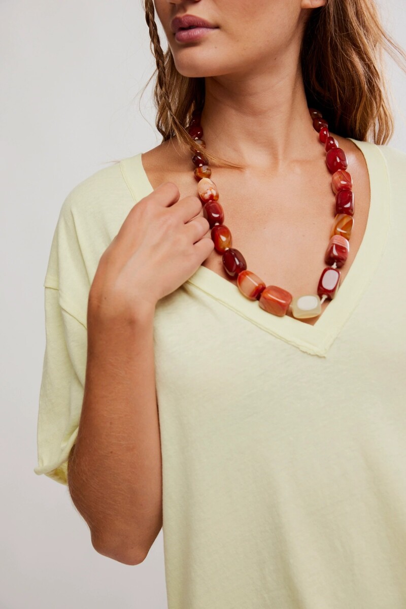 REMERA NINA V Amarillo