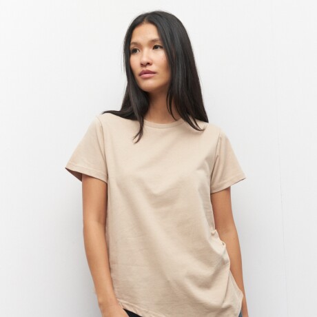 REMERA MONTAGUE Beige