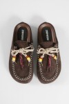 Mocasines con mostacillas marrón