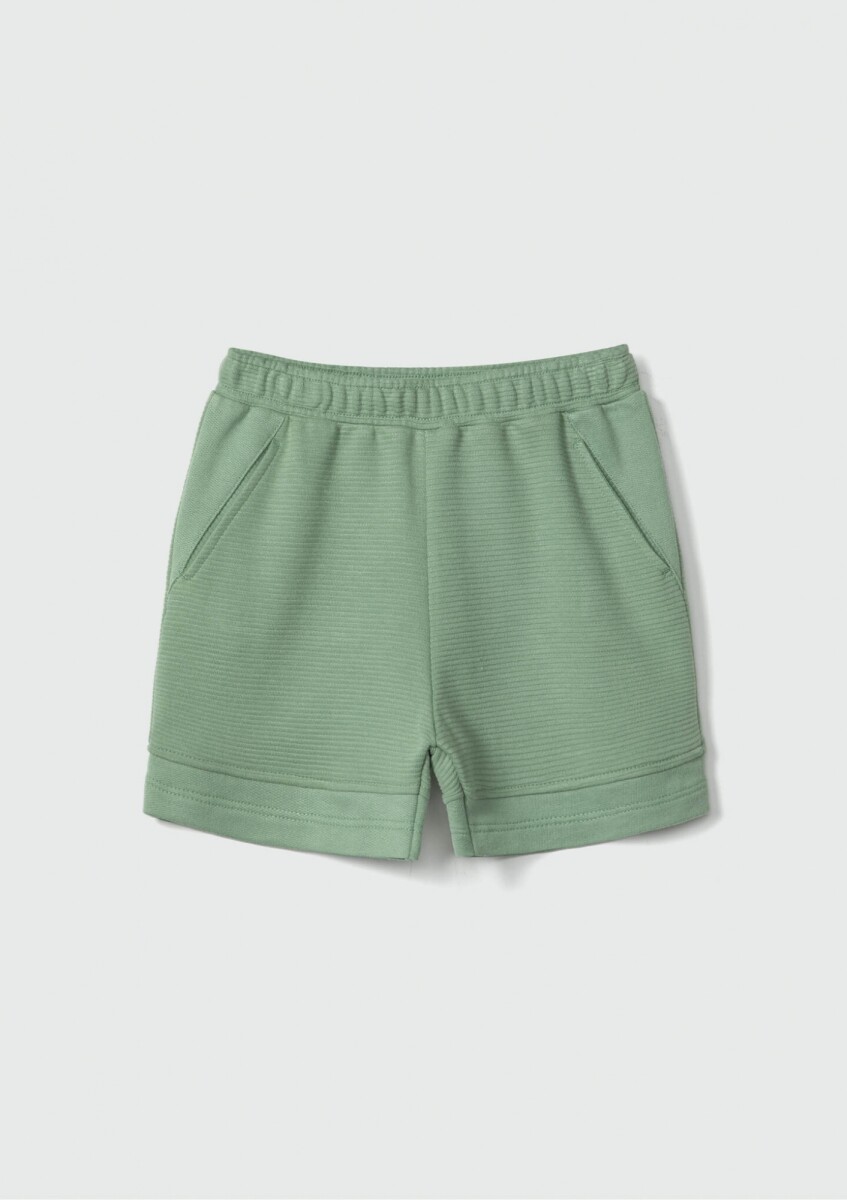 SHORT INFANTIL EN TELA ACANALADA - VERDE 