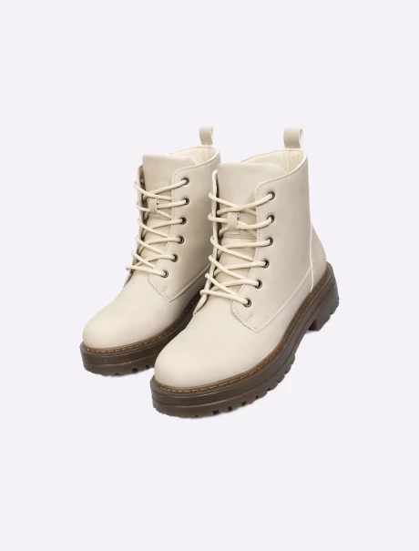 Borcego crudo