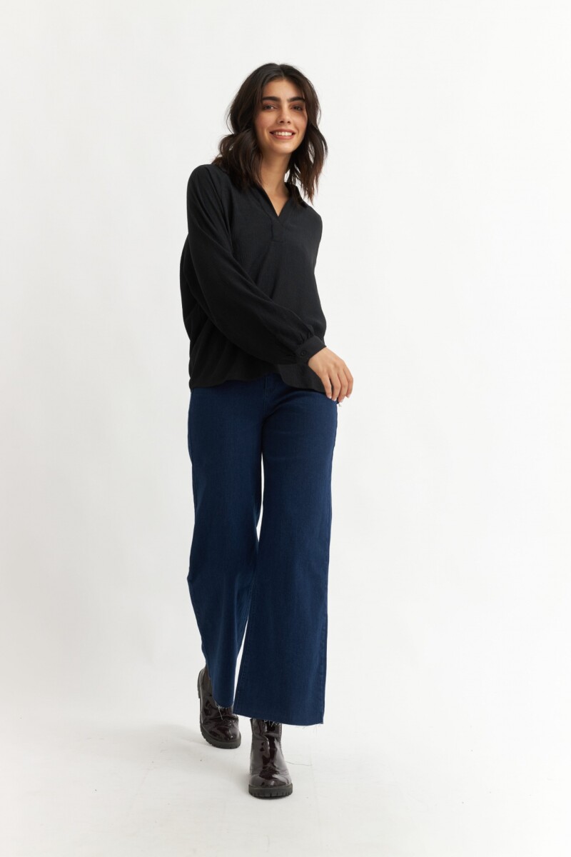 Blusa manga ranglán NEGRO