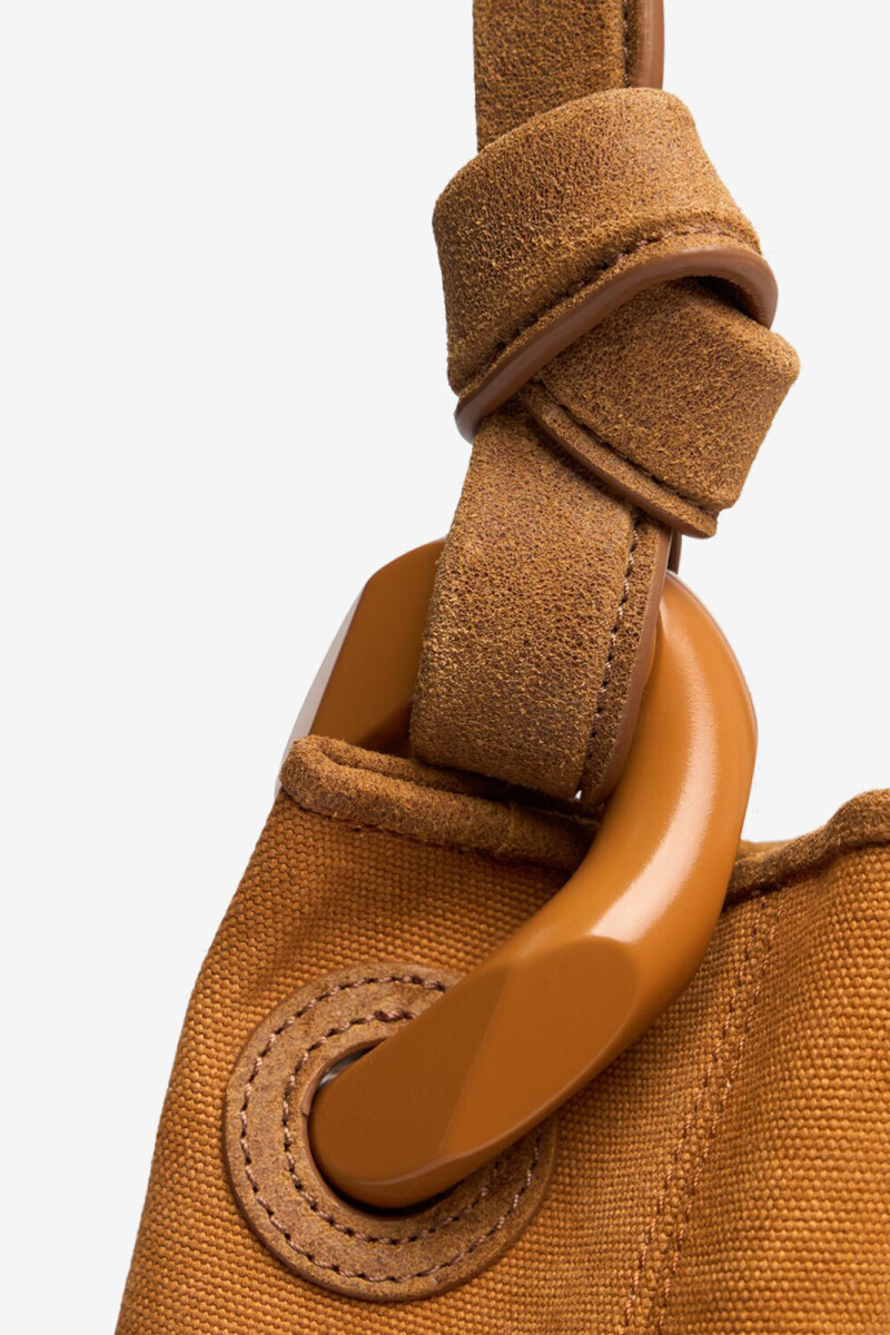 BOLSO THE JWA CORNER BUCKET Camel