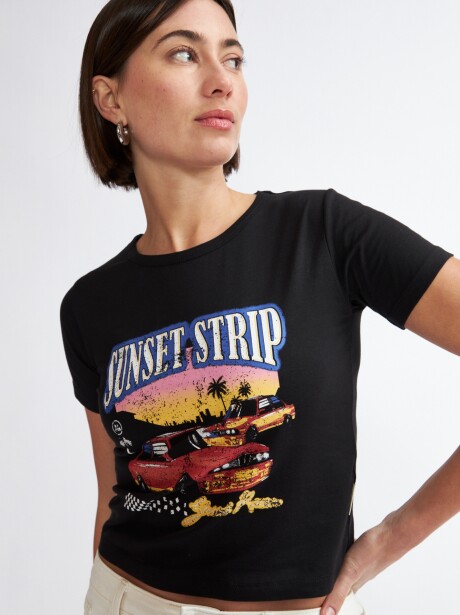 REMERA TAHINI NEGRO
