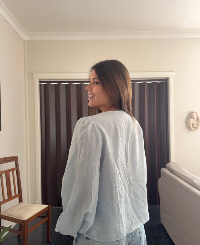 Camisa Muna celeste
